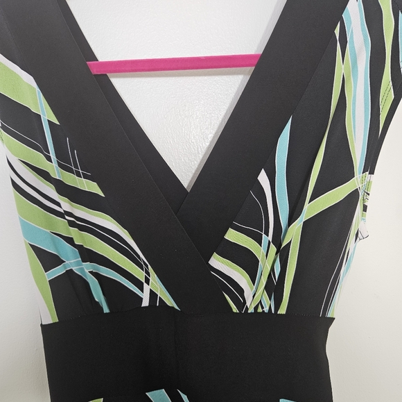 Vintage Black/green Frank Lyman dress. Made in Canada. Size 4. - Picture 3 of 4